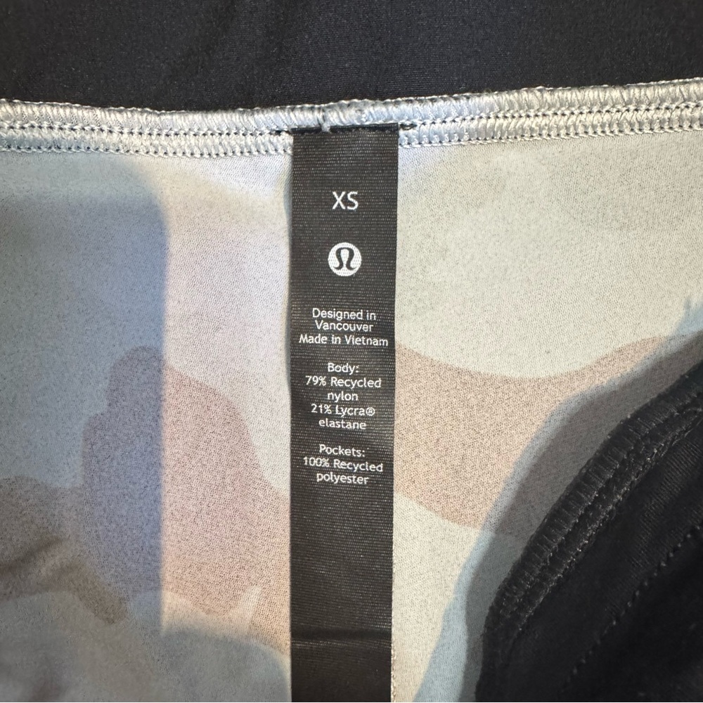 lululemon athletica Men’s Surge Jogger 29” in Camo Black - Picture 3 of 3